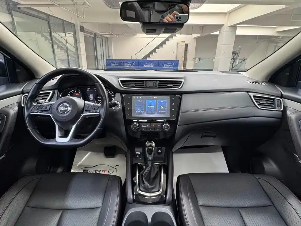 Nissan Qashqai — фото 9