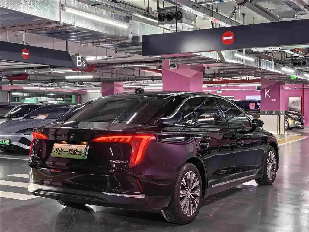 Hongqi E-QM5 — фото 10