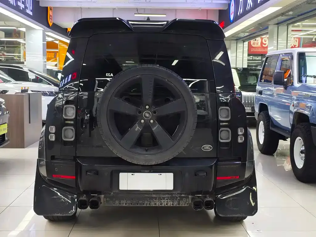 Land Rover Defender — фото 5