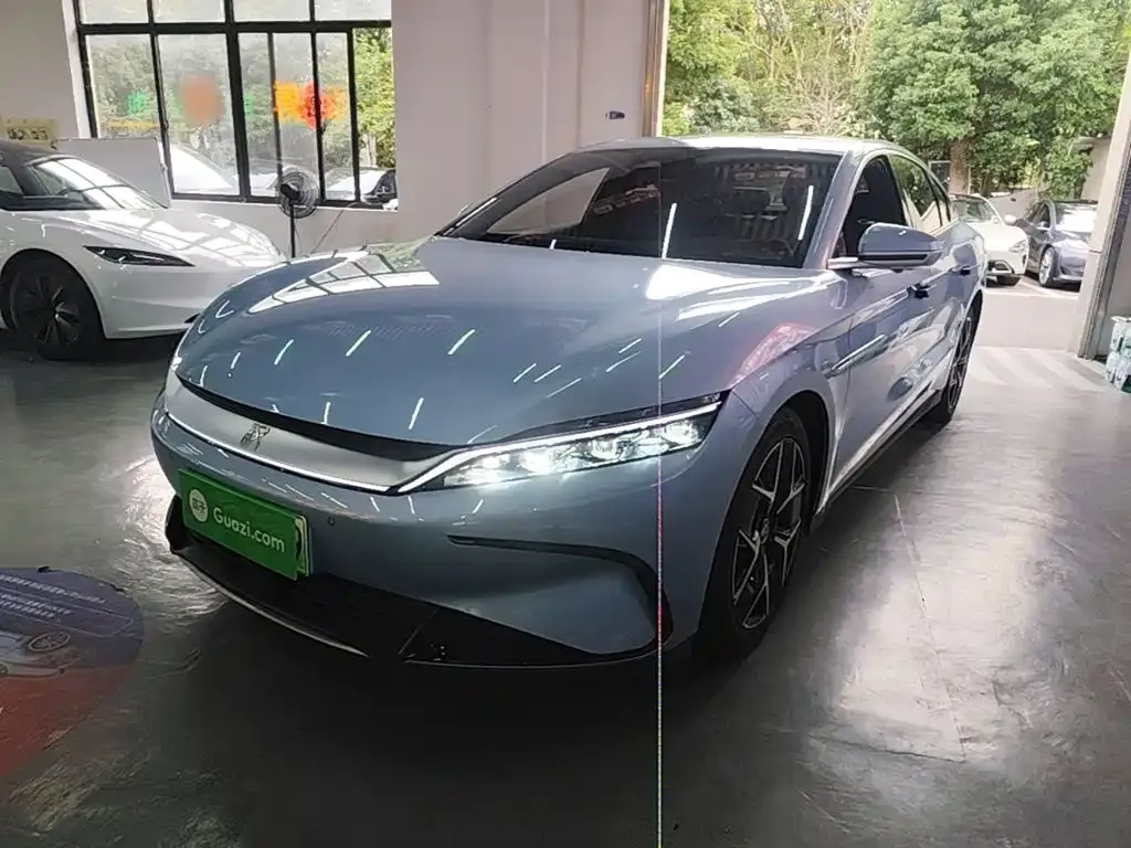 BYD Han — фото 1