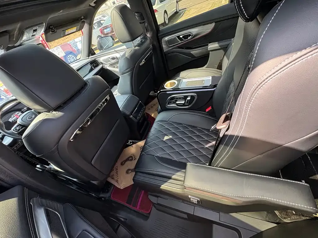 GAC Motor Trumpchi GS8 — фото 7