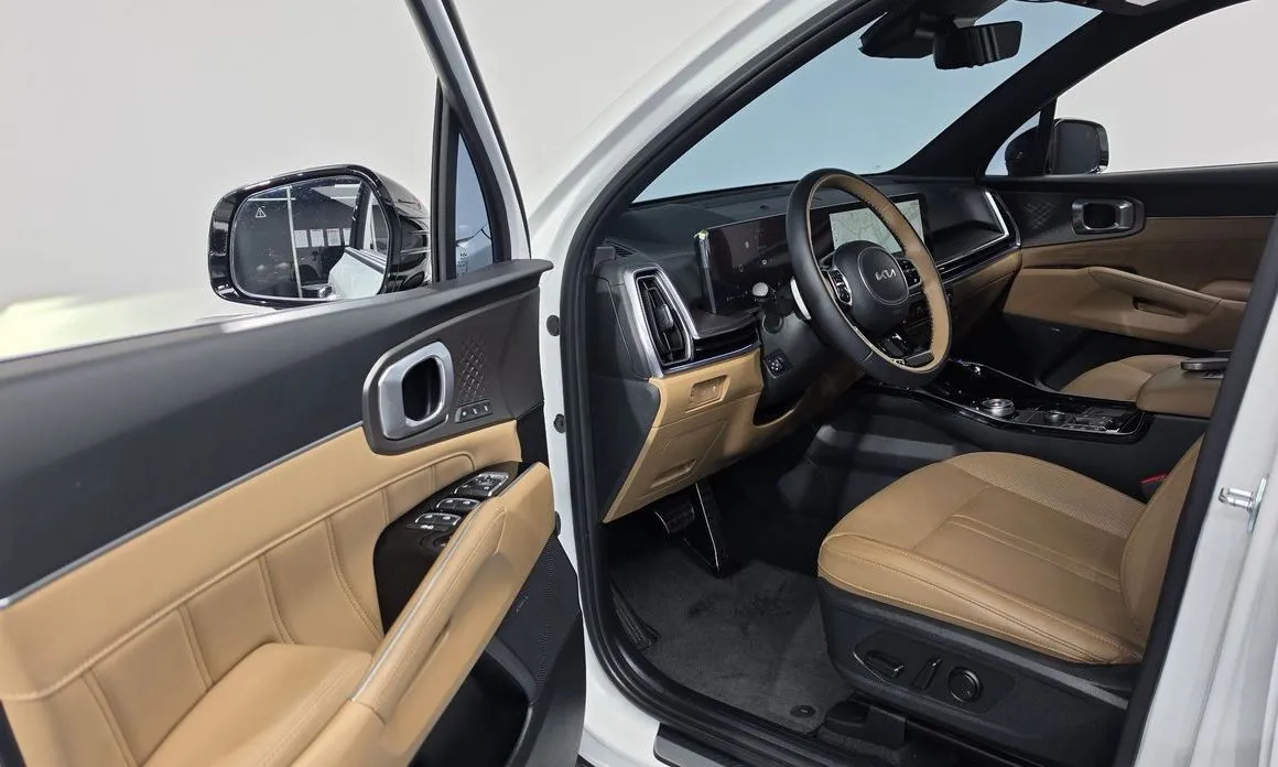 Kia Sorento — фото 10