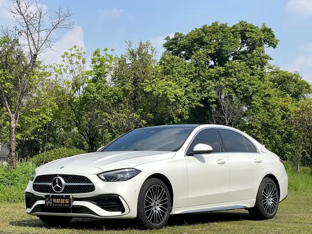 Mercedes-Benz C-Class — фото 1