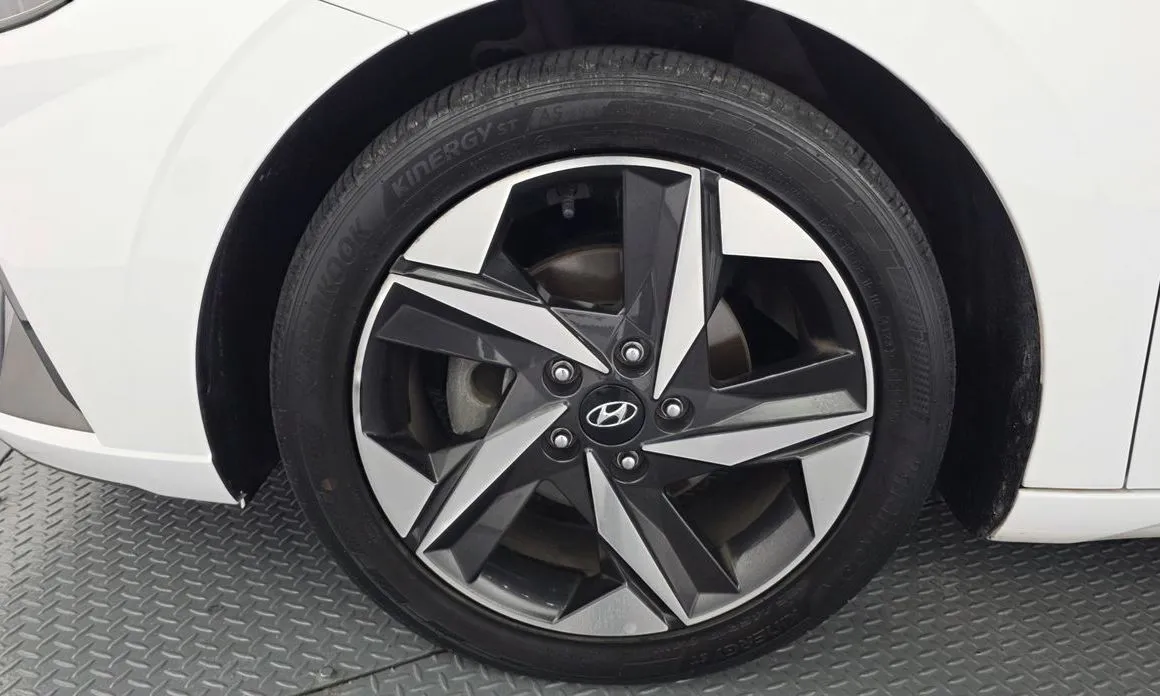Hyundai AVANTE — фото 2