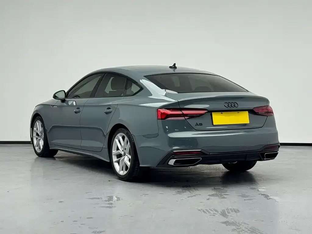 Audi A5 (Import) — фото 2