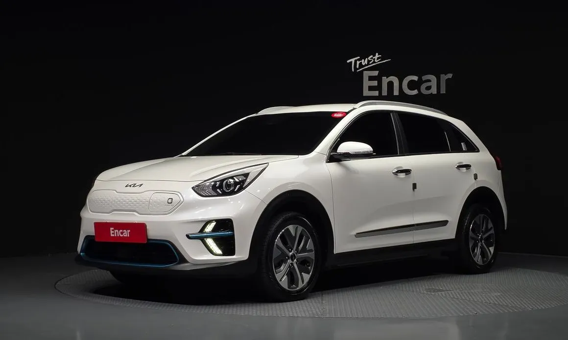 Kia Niro — фото 1