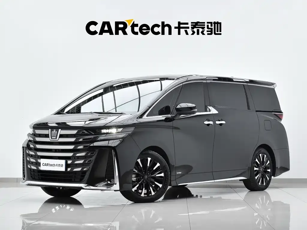 Toyota Vellfire — фото 1