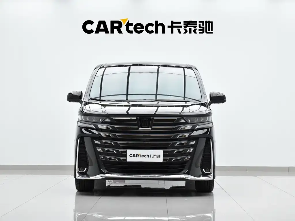 Toyota Vellfire — фото 2