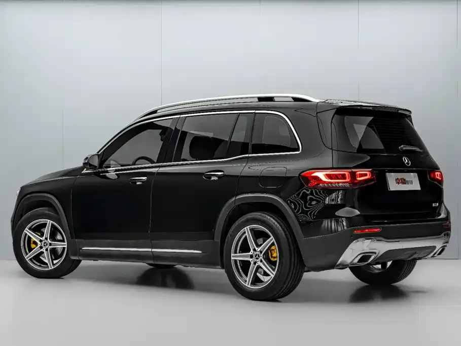 Mercedes-Benz GLB — фото 4