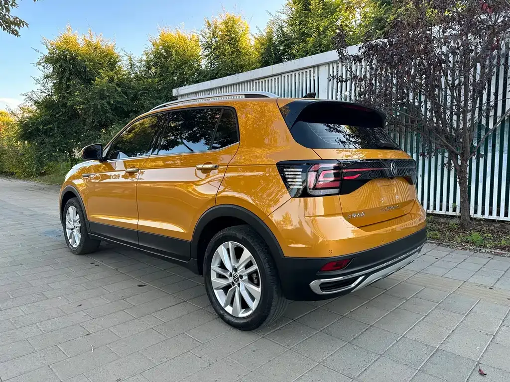 Volkswagen T-Cross — фото 8