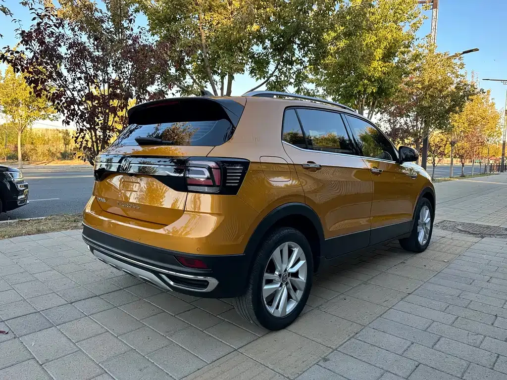 Volkswagen T-Cross — фото 7