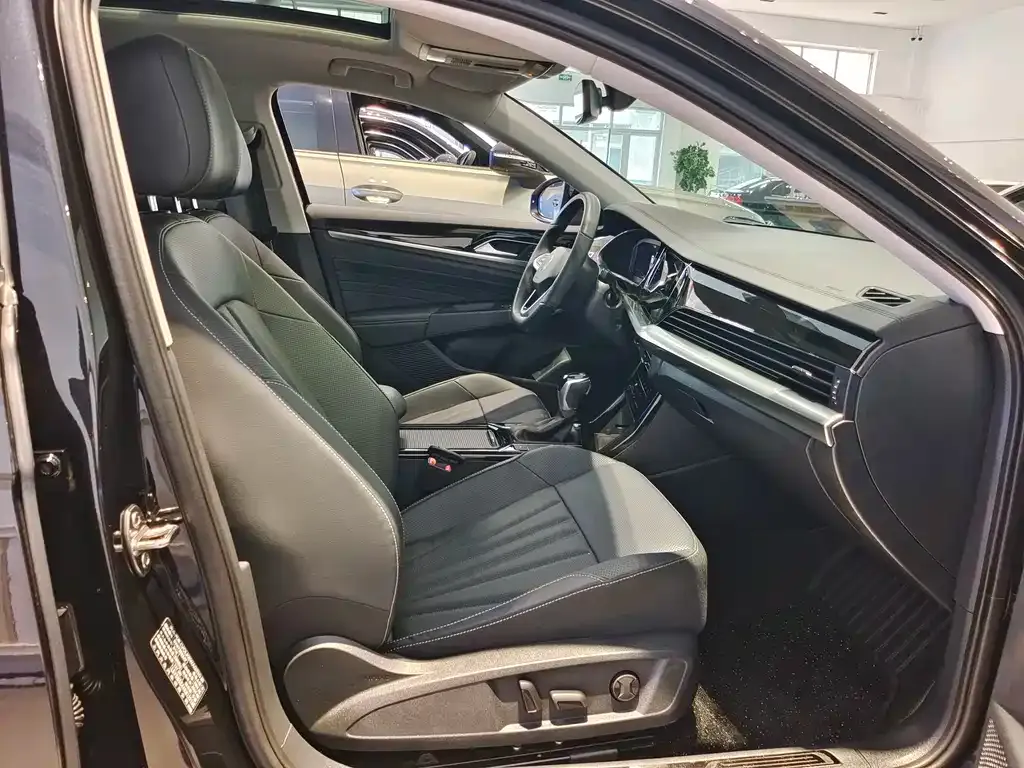 Volkswagen Passat — фото 9