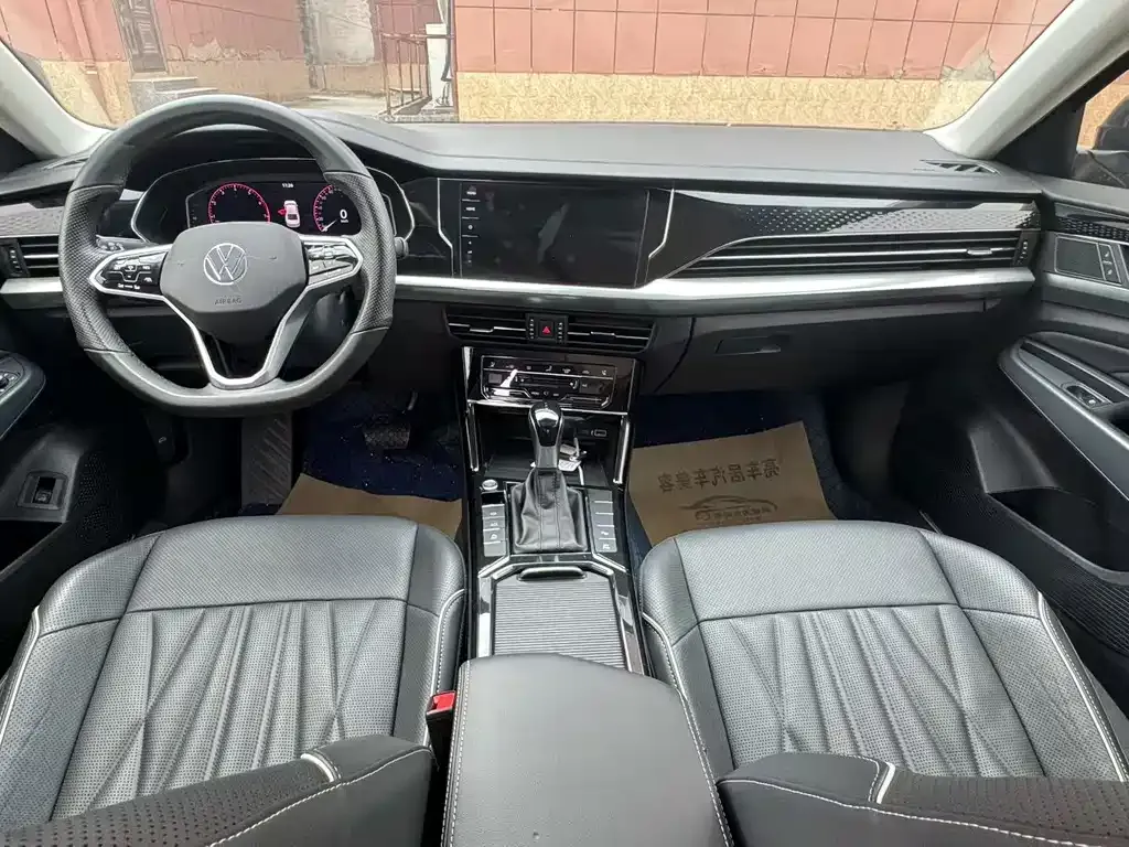 Volkswagen Passat — фото 6