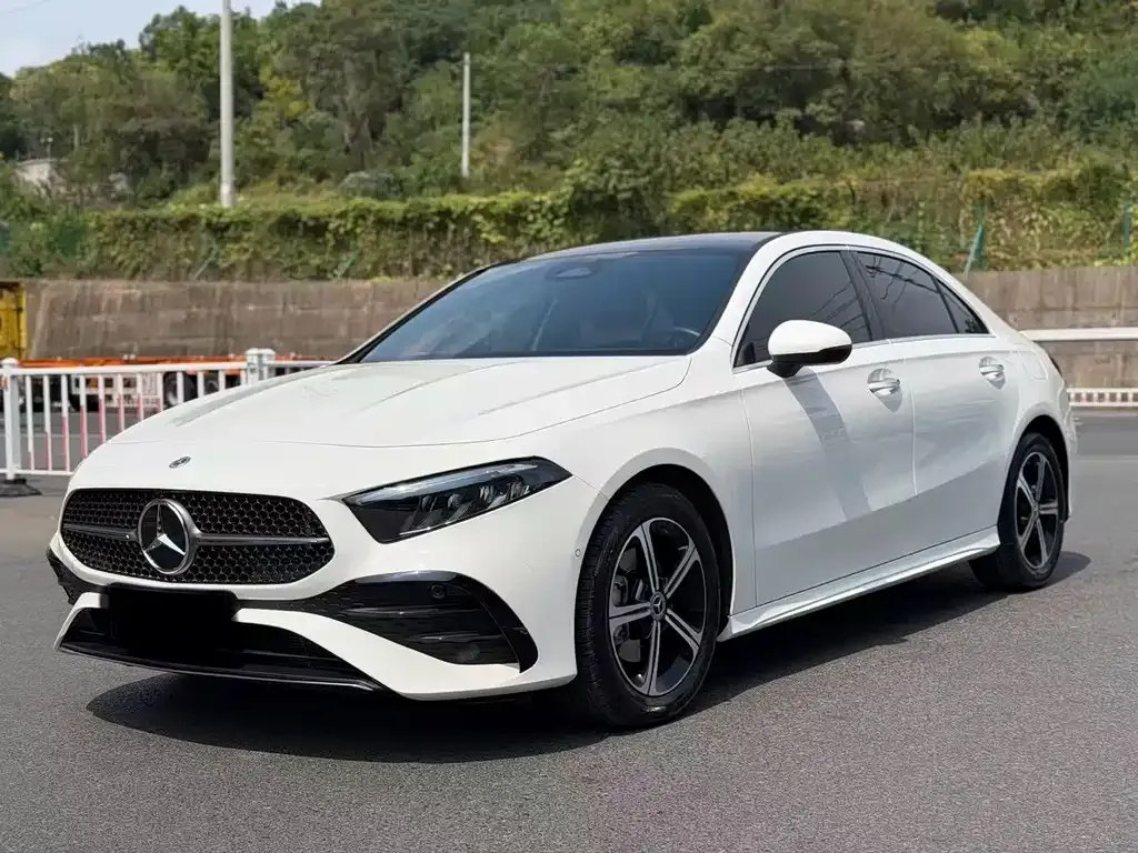 Mercedes-Benz A-Class — фото 1