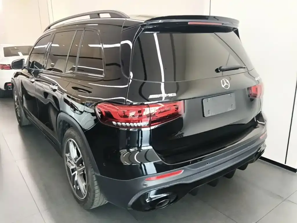 Mercedes-Benz GLB AMG — фото 2