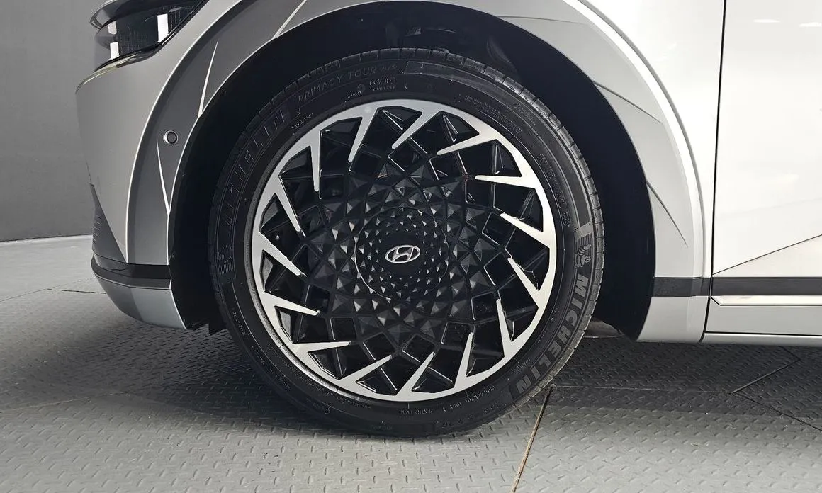 Hyundai Ioniq5 — фото 7