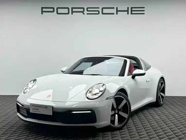Porsche 911 — фото 1