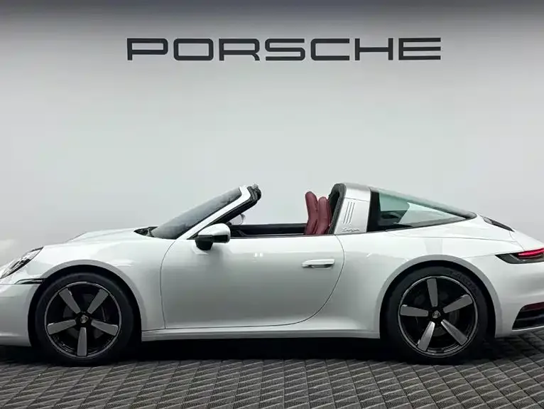 Porsche 911 — фото 7