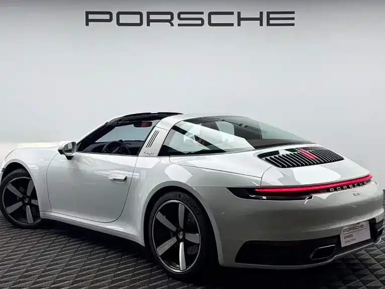 Porsche 911 — фото 6