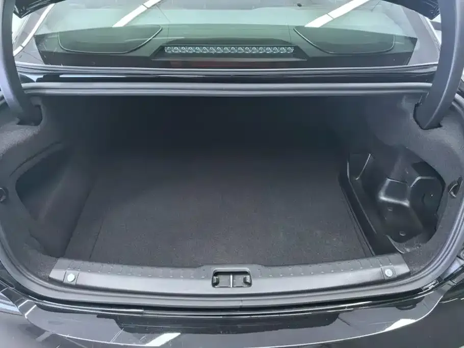 Volvo S90 — фото 4