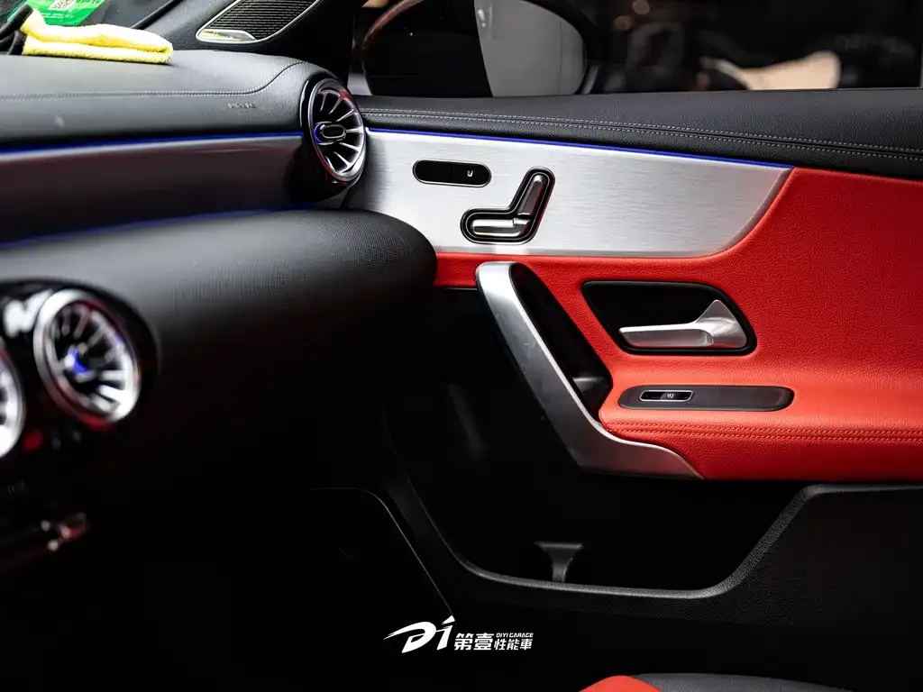 Mercedes-Benz A-Class AMG — фото 5