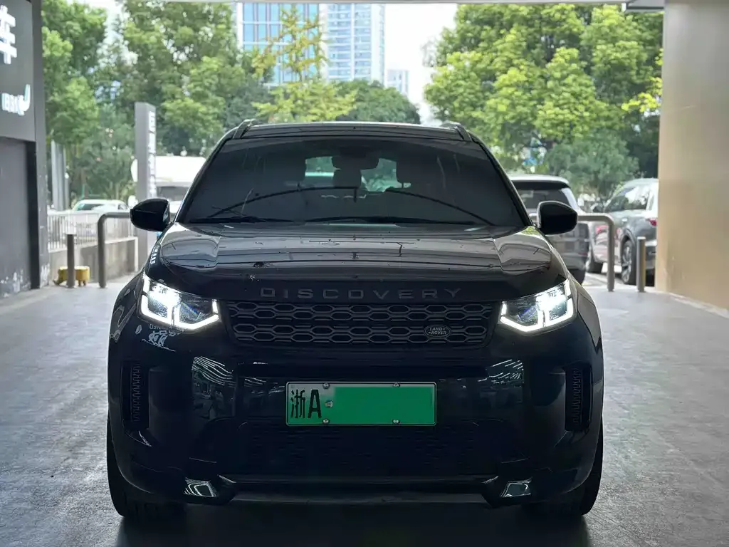 Land Rover Discovery Sport Hybrid — фото 3