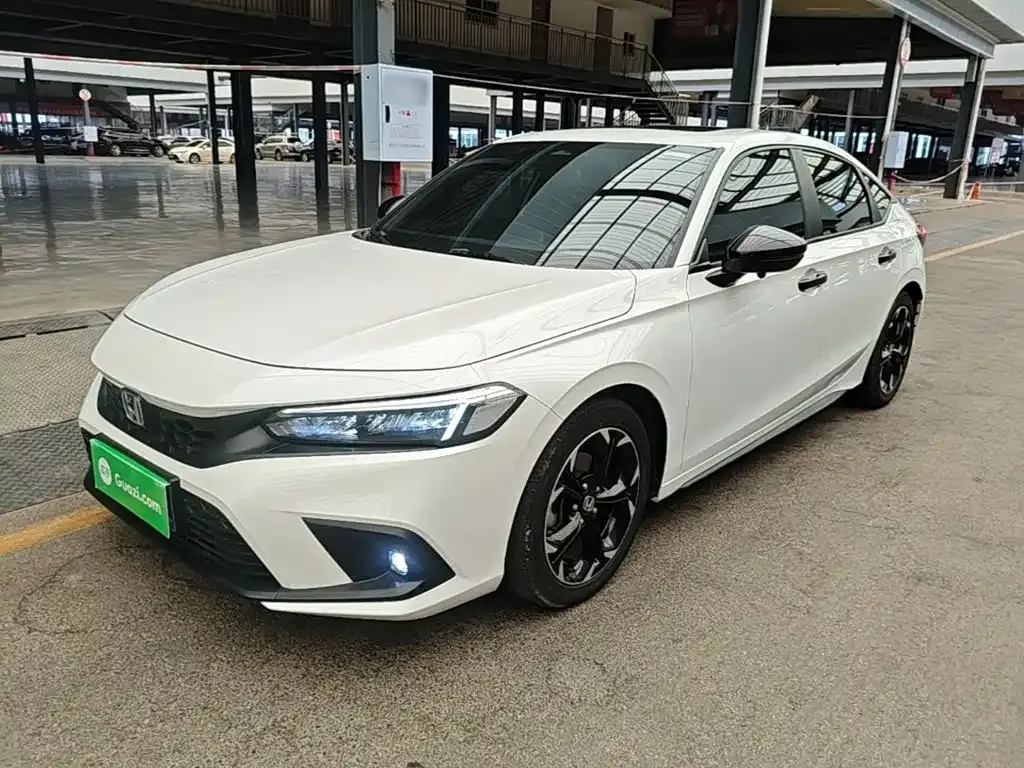 Honda Civic — фото 1