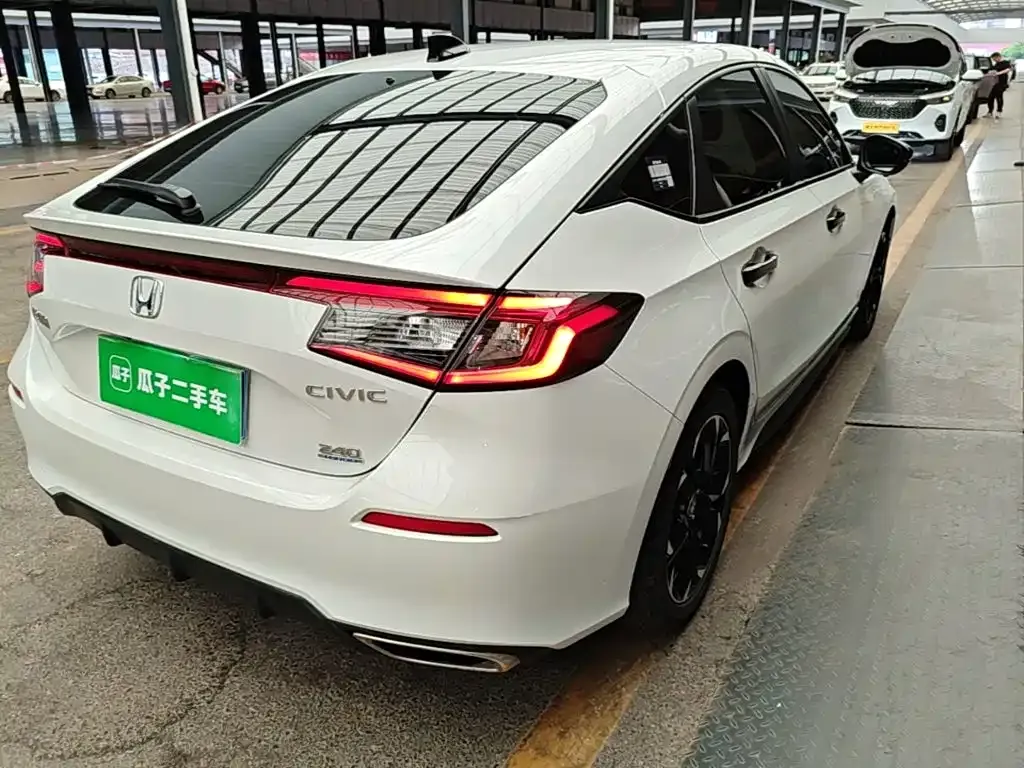 Honda Civic — фото 3