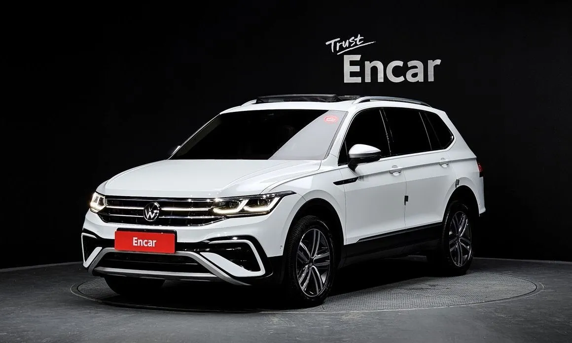 Volkswagen Tiguan — фото 1