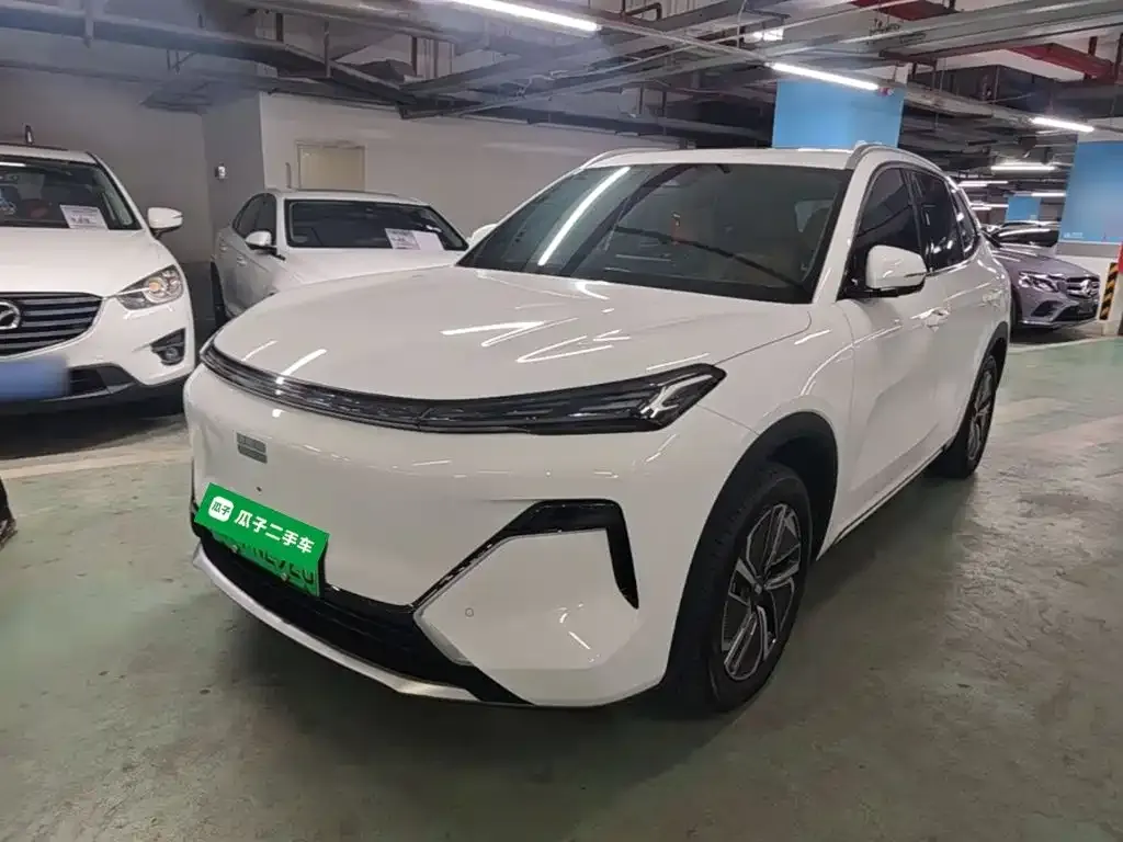 Geely Galaxy Xingjian 7 — фото 1