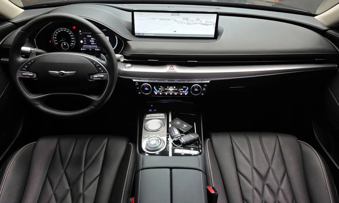 Genesis G80 — фото 9