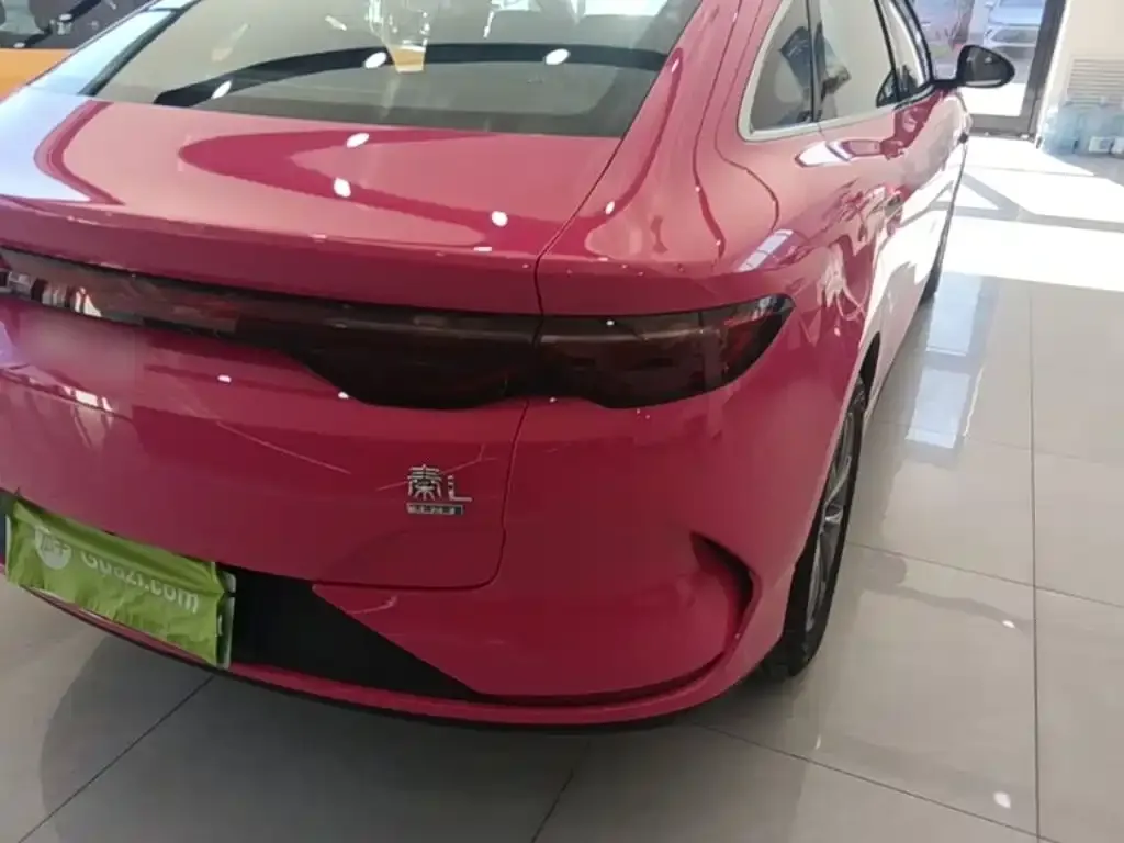 BYD Qin L — фото 2