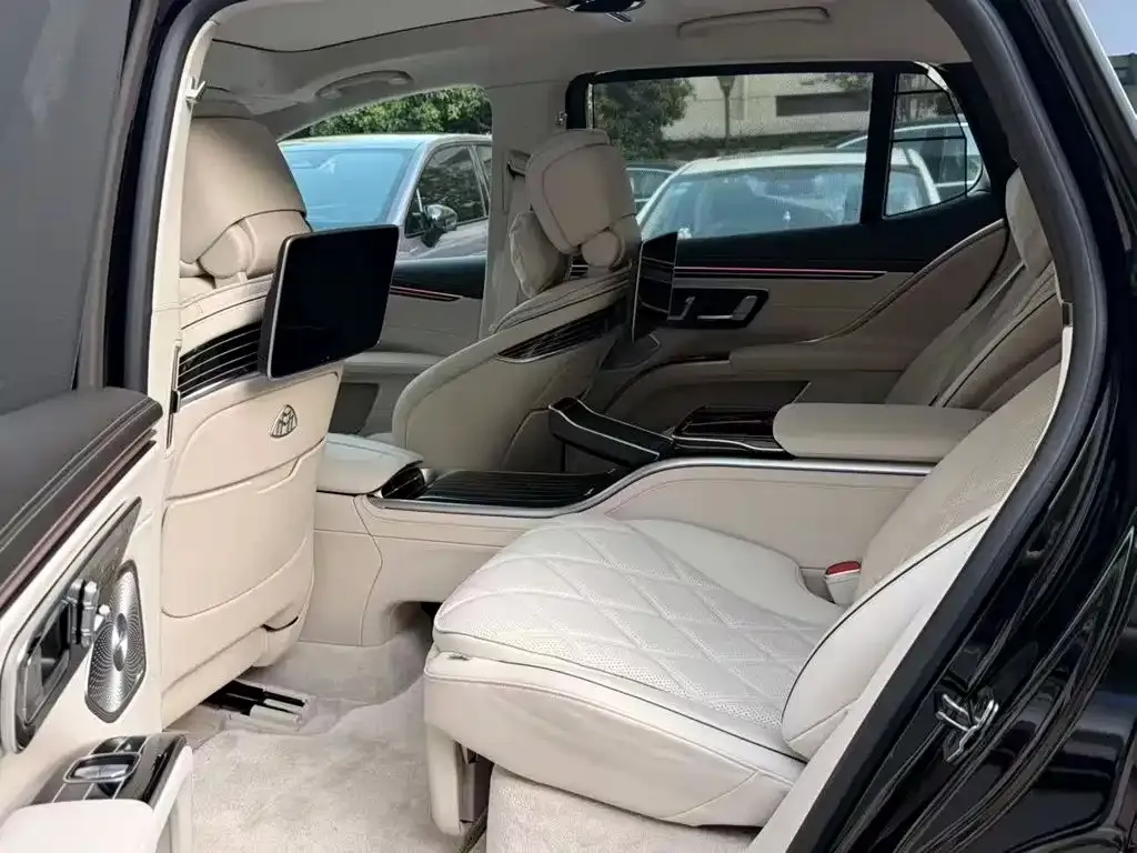 Mercedes-Benz EQS SUV — фото 2