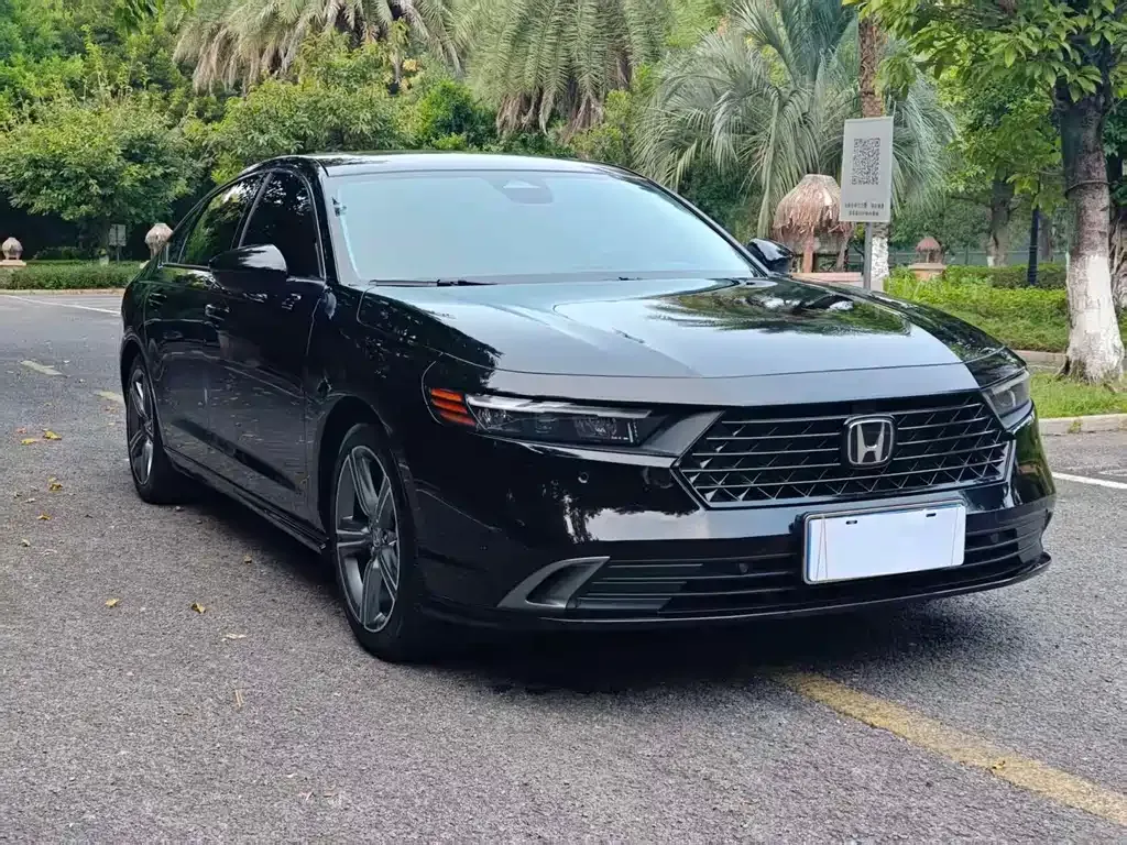 Honda Accord — фото 7