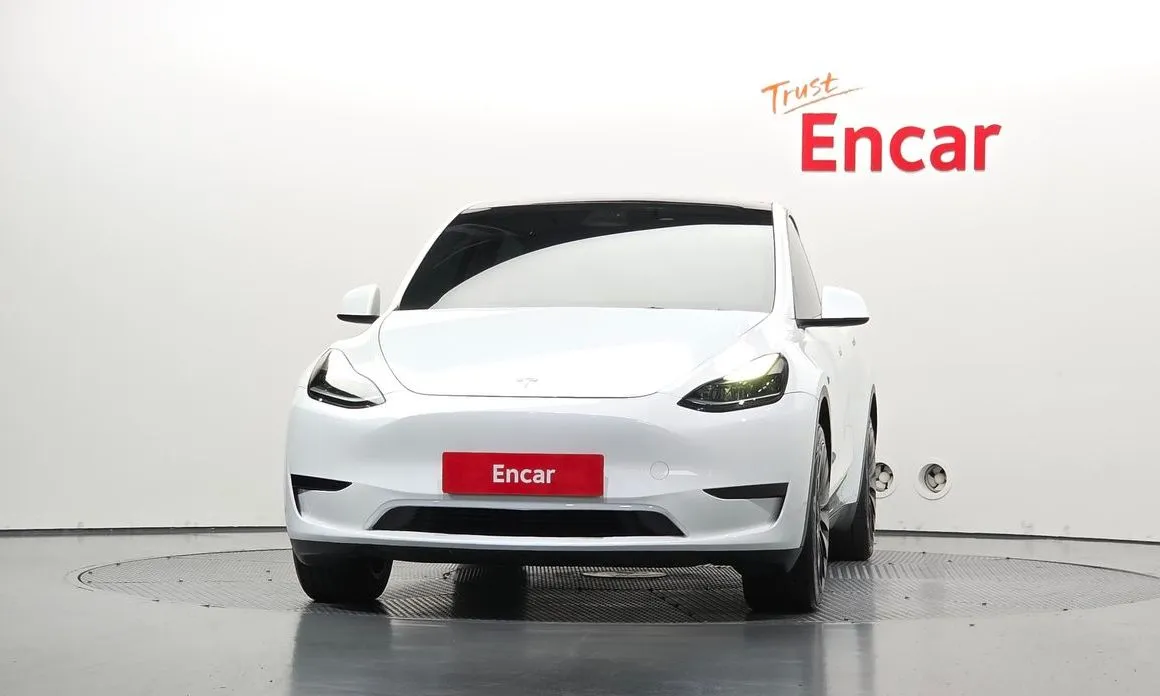 Tesla Model Y — фото 2