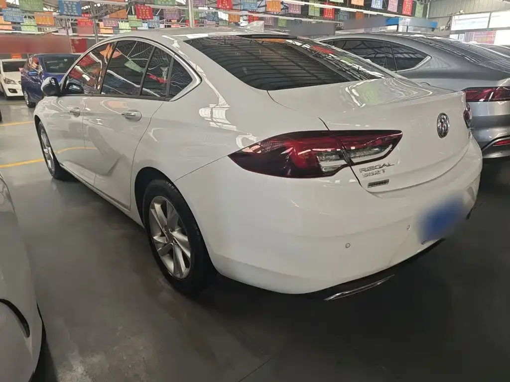 Buick Regal — фото 9