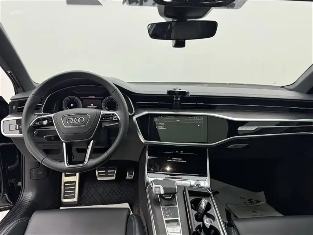 Audi A6L — фото 9