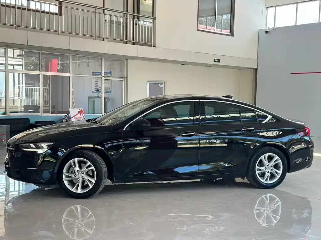 Buick Regal — фото 2
