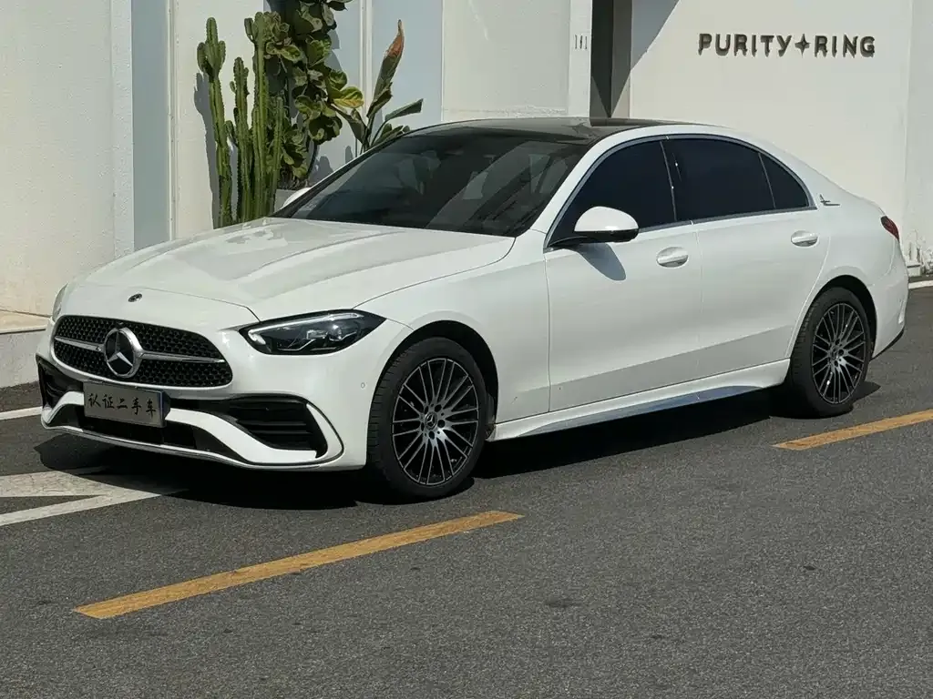 Mercedes-Benz C-Class — фото 1