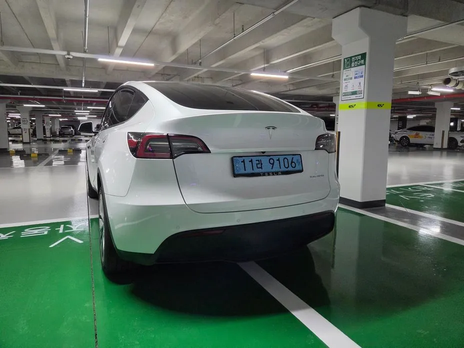 Tesla Model Y — фото 9