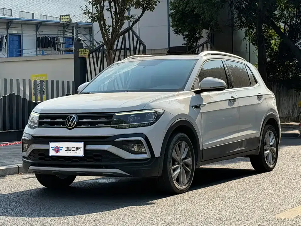 Volkswagen T-Cross — фото 1
