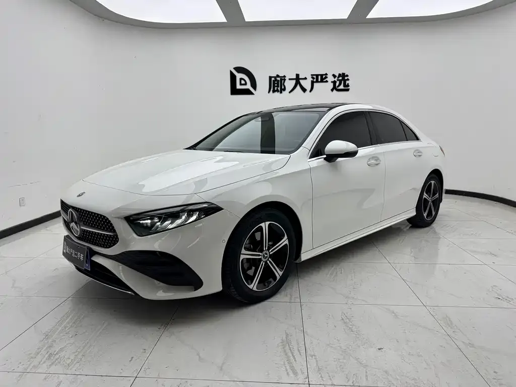 Mercedes-Benz A-Class — фото 1