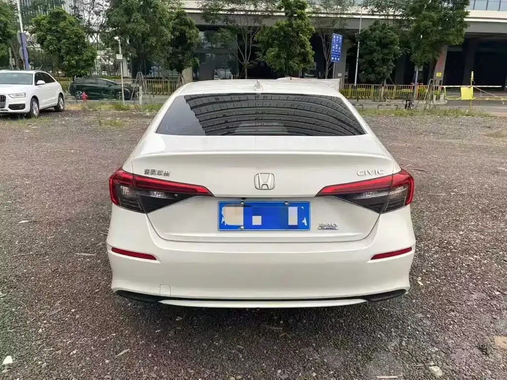 Honda Civic — фото 8