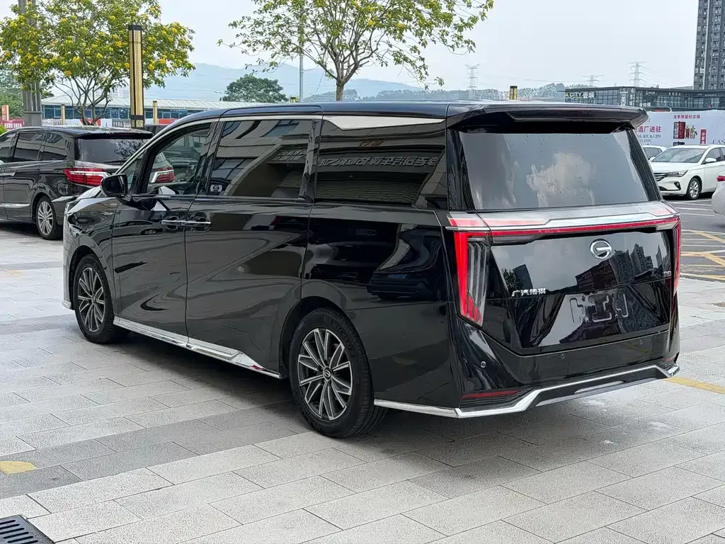 GAC Motor Trumpchi M8 — фото 3