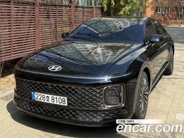 Hyundai Grandeur — фото 1