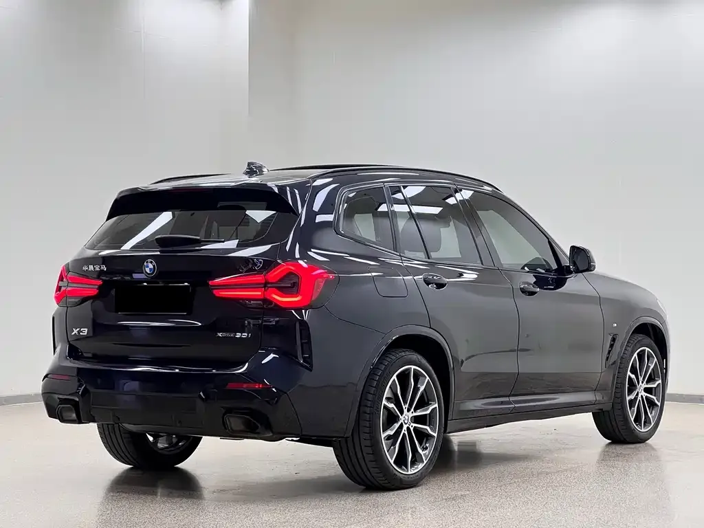 BMW X3 — фото 7