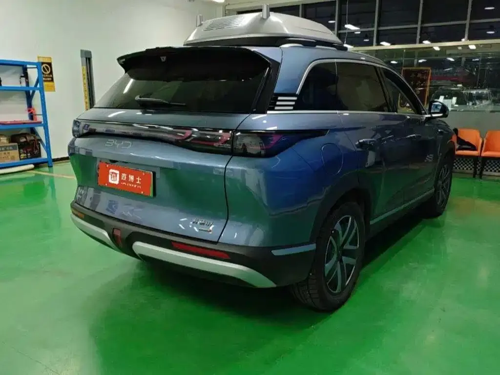 BYD Sealion 07 DM-i — фото 2