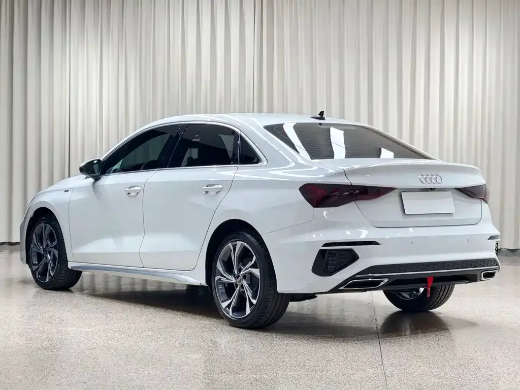 Audi A3 — фото 6