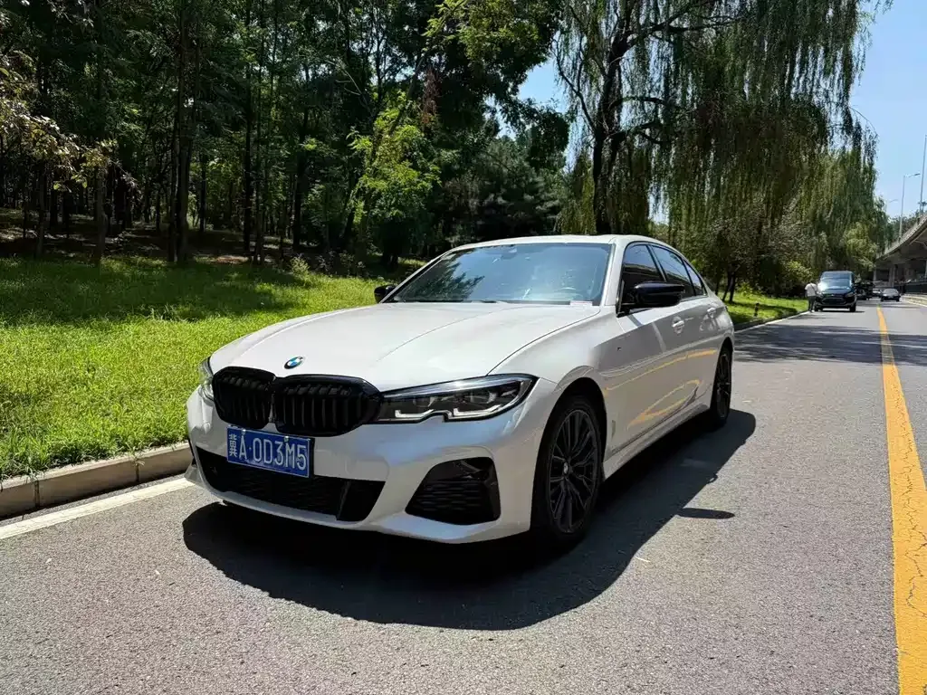 BMW 3 Series — фото 1