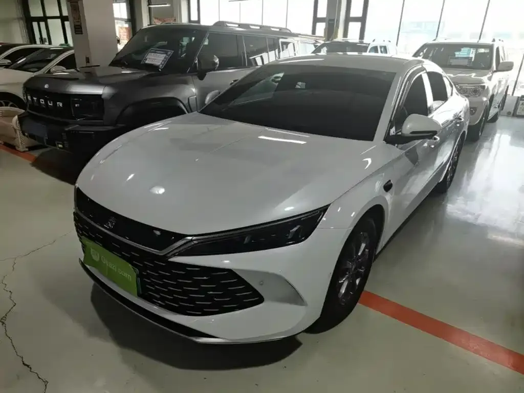 BYD Qin L — фото 9